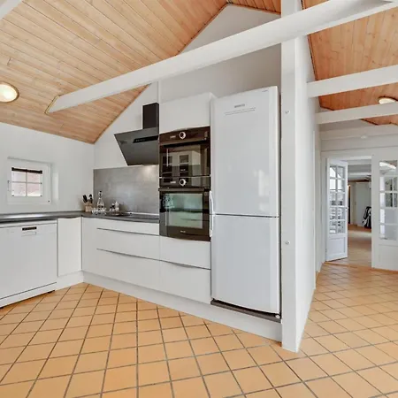 בית נופש Hinrich - 300m From The Sea By Interhome